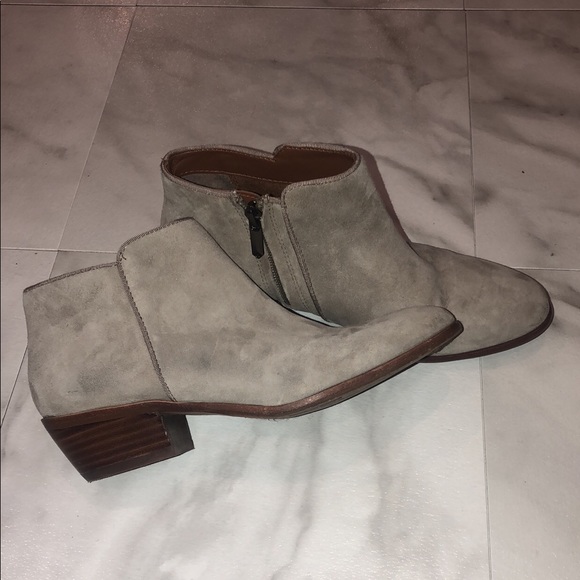 Sam Edelman Petty Chelsea Boot in Putty Suede - Picture 3 of 6